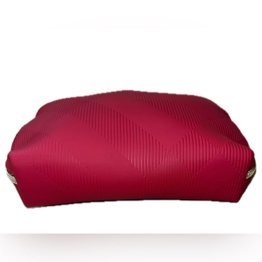 Burberry Cosmetic Travel Beauty Bag, Red, Gold-tone Double Zippers, NWOT - Picture 6 of 8